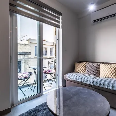 Kinky Depths Retreat By Solea Apartment Sliema Exterior photo