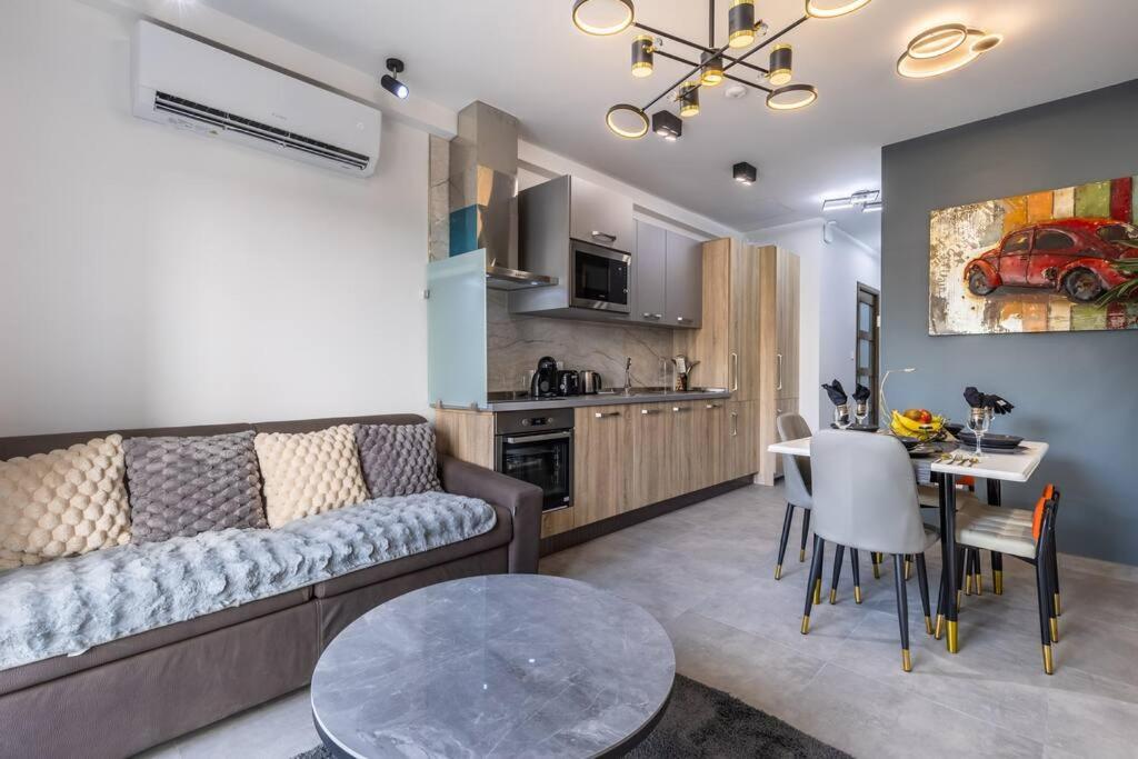 Kinky Depths Retreat By Solea Apartament