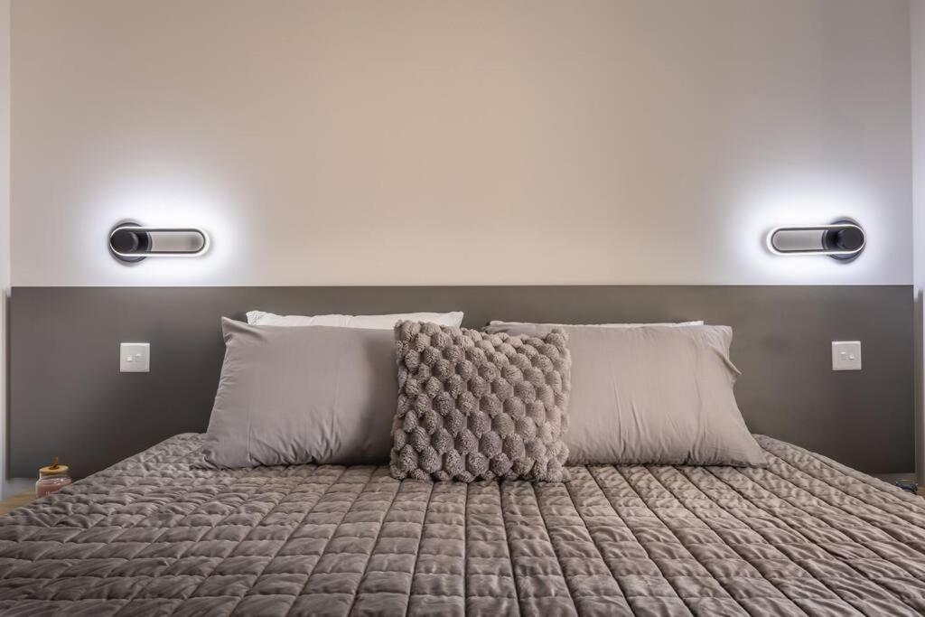 Kinky Depths Retreat By Solea Apartament Sliema