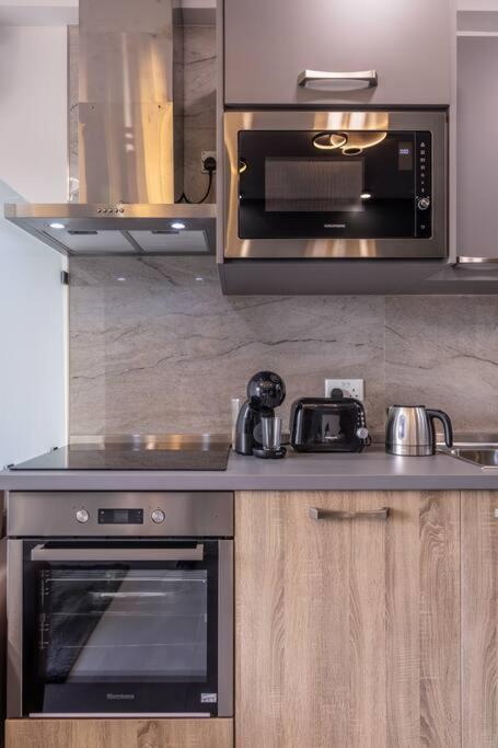 Apartament Kinky Depths Retreat By Solea *